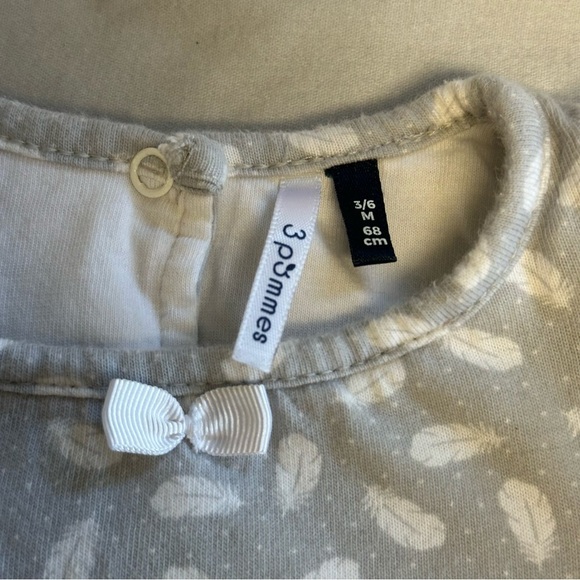 3 Pommes - Gray Insulated Onesie with White Leaf Design w/ silver features - Picture 2 of 5